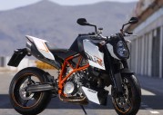 KTM 990 Super Duke R KTM 990 Super Duke R